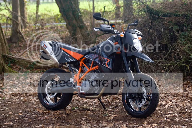 1fotoshoot_ktm950.jpg