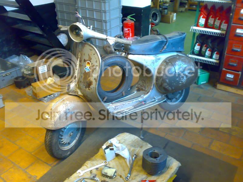 LaurensVespa10.jpg