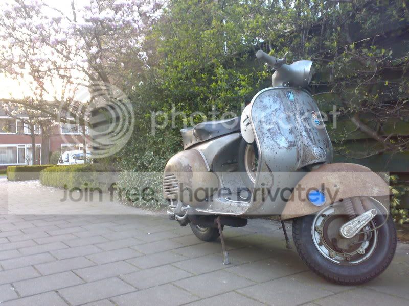 LaurensVespa32.jpg