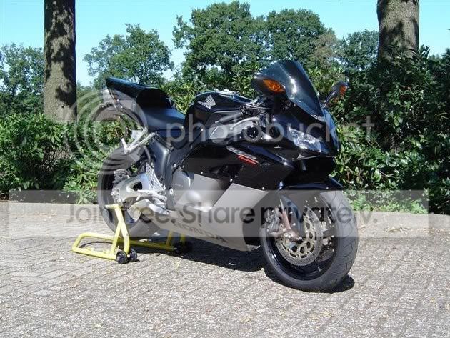 markh-01.jpg